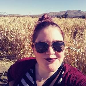 Meet your Posher, Theresa